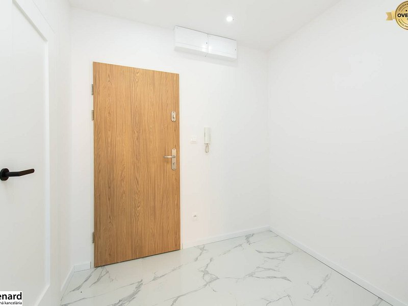 NADŠTANDARDNÝ 3 IZBOVÝ BYT, 72 M2 + BALKÓN, SÍDLISKO 3, PREŠOV