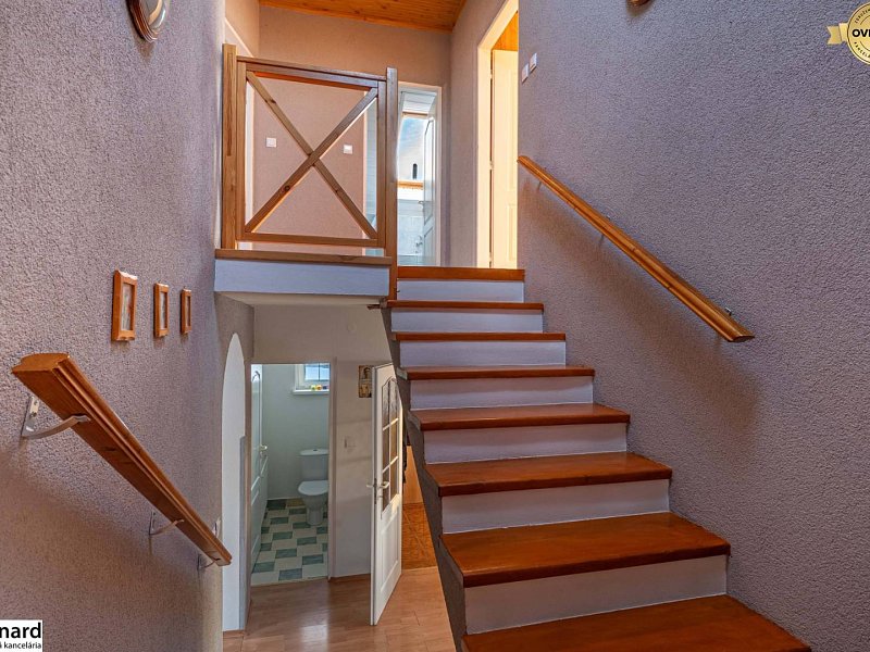 RODINNÝ DOM NA PREDAJ, POZEMOK 1014m2, SVINIA , OKR.PREŠOV