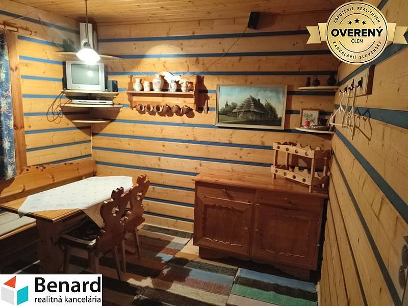 CHALUPA 190 m2, NA POZEMKU 637 m2, ŽDIAR