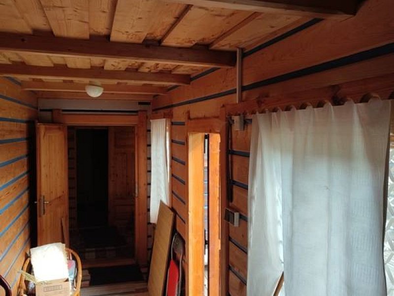 CHALUPA 190 m2, NA POZEMKU 637 m2, ŽDIAR