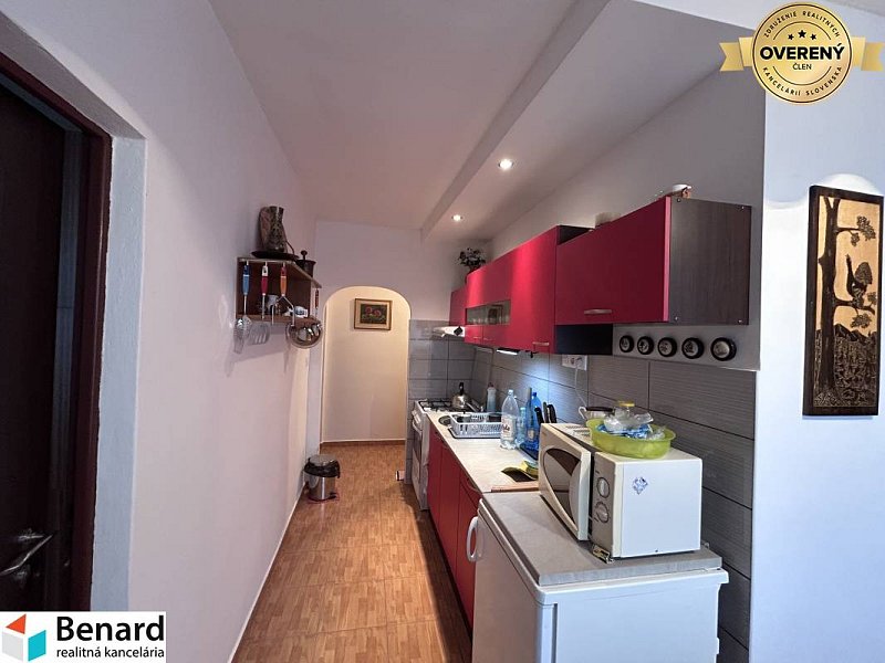 NA PRENÁJOM 2-IZBOVÝ BYT S BALKÓNOM,PREŠOV