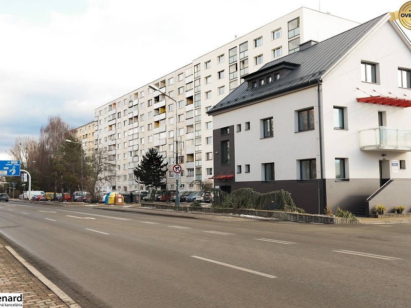 3 IZB. BYT, KOMPLET PREROBENÝ, ŽIADANÁ LOKALITA, Poprad - Západ