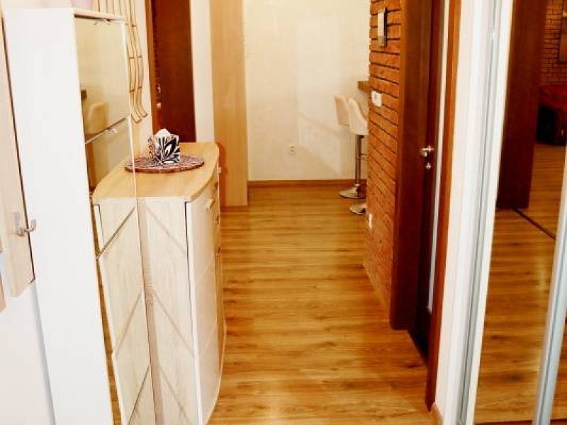 5 IZ.BYT NA PRENÁJOM,PREŠOV,KOMENSKÉHO,UŽŠIE CENTRUM