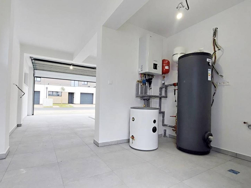 MODERNÝ 5 IZB.RODINNÝ DOM, CENTRUM POPRADU, s POZEMKOM 546 m2