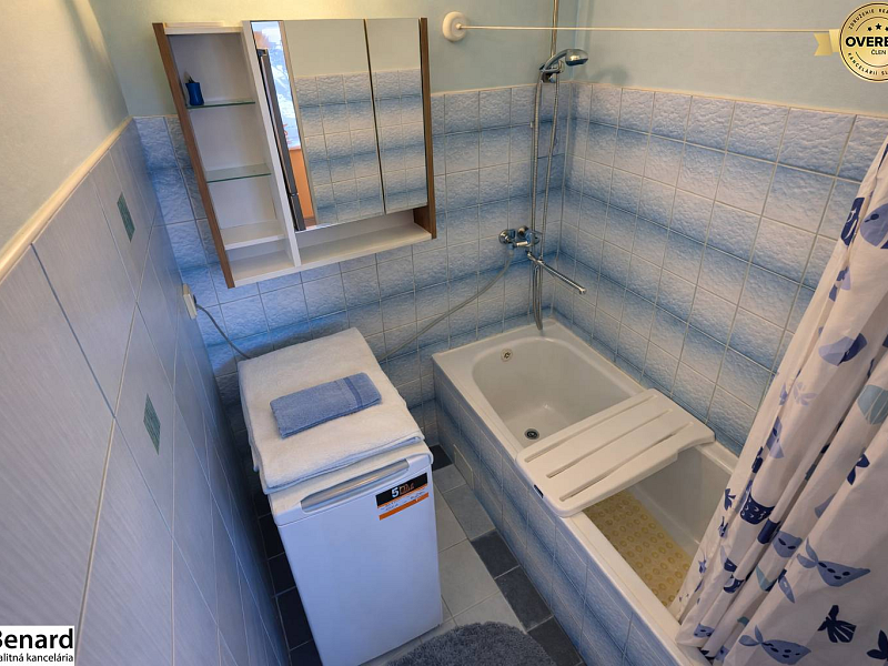 PRIESTRANNÝ 3 IZBOVÝ BYT, KUMBÁL, PÔVODNÝ STAV, 80m2;