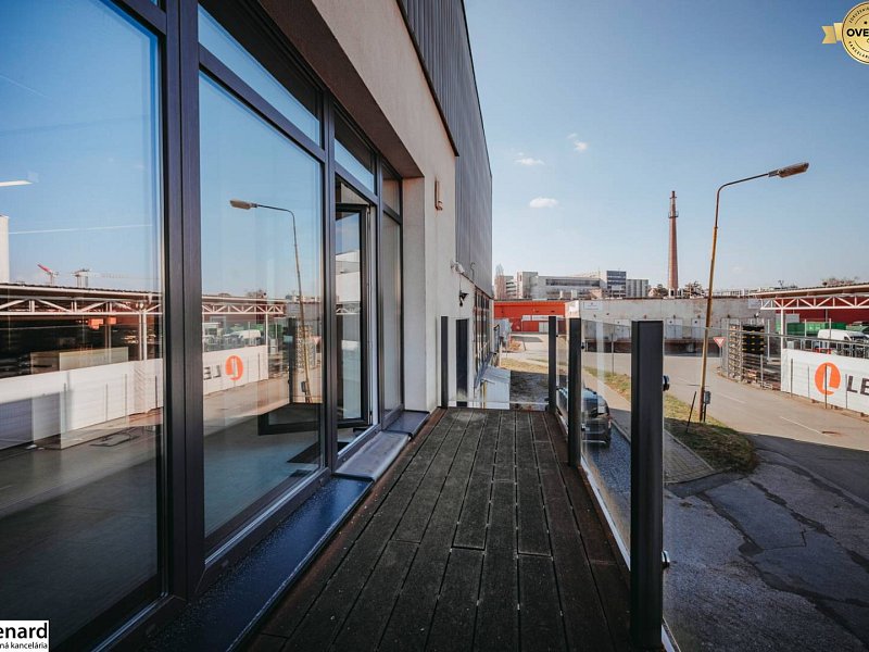 NA PRENÁJOM REPREZENTATÍVNE PRIESTORY 215,29 M2, STANICA – SOLIVARIA