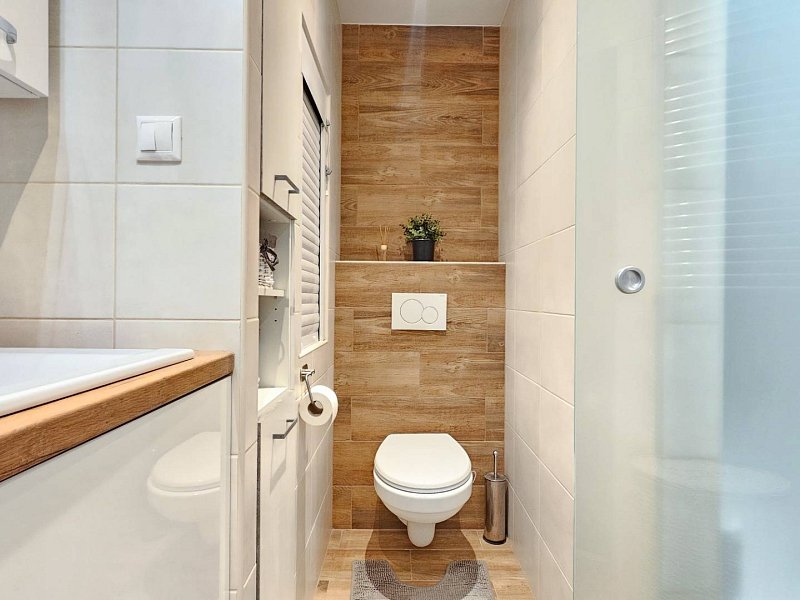 2 izbový byt na prenájom - Nad jazerom, Azovská ul.