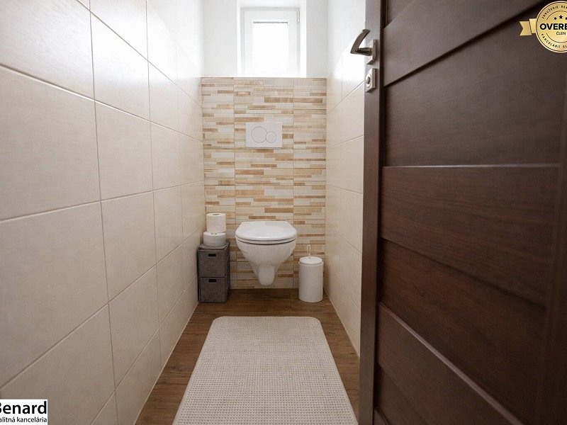 Veľkorysý rodinný dom s bazénom