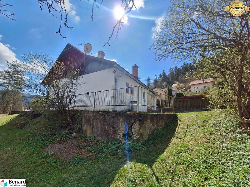 NA PREDAJ CHALUPA/RODINNÝ DOM, POZEMOK 15 ÁROV, GELNICA