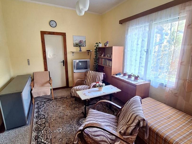 NA PREDAJ CHALUPA/RODINNÝ DOM, POZEMOK 15 ÁROV, GELNICA