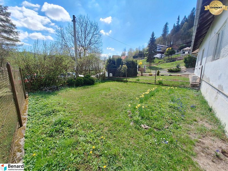 NA PREDAJ CHALUPA/RODINNÝ DOM, POZEMOK 15 ÁROV, GELNICA