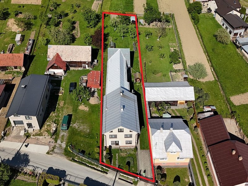 2 PODLAŽNÝ RODINNÝ DOM S PRÍSTAVBOU, 1064m2, JARABINA;