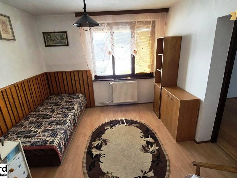 2 PODLAŽNÝ RODINNÝ DOM S PRÍSTAVBOU, 1064m2, JARABINA;