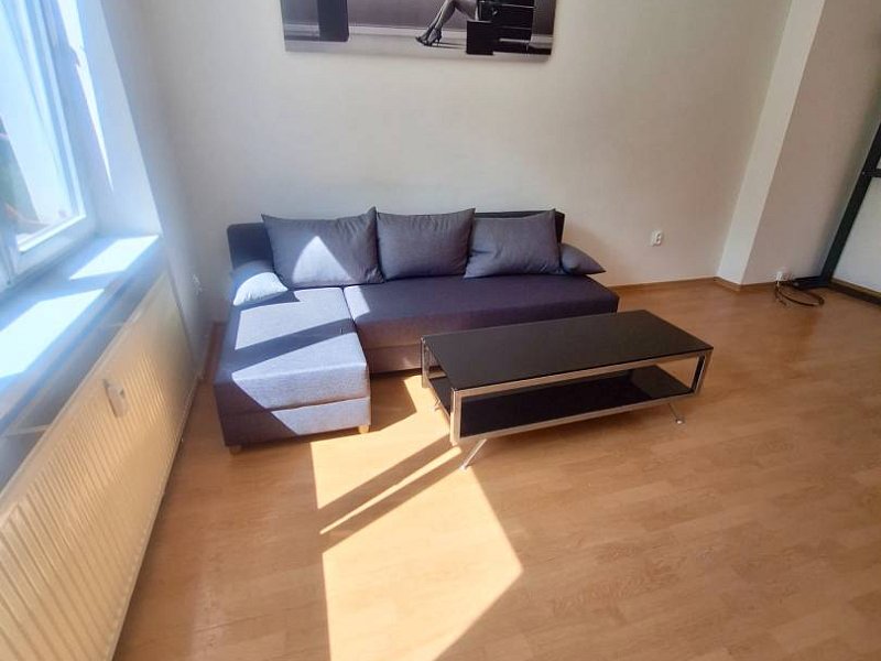 NA PRENÁJOM 1 IZBOVÝ TEHLOVÝ BYT, 34 M2, PREŠOV, KOŠICE - ŠACA