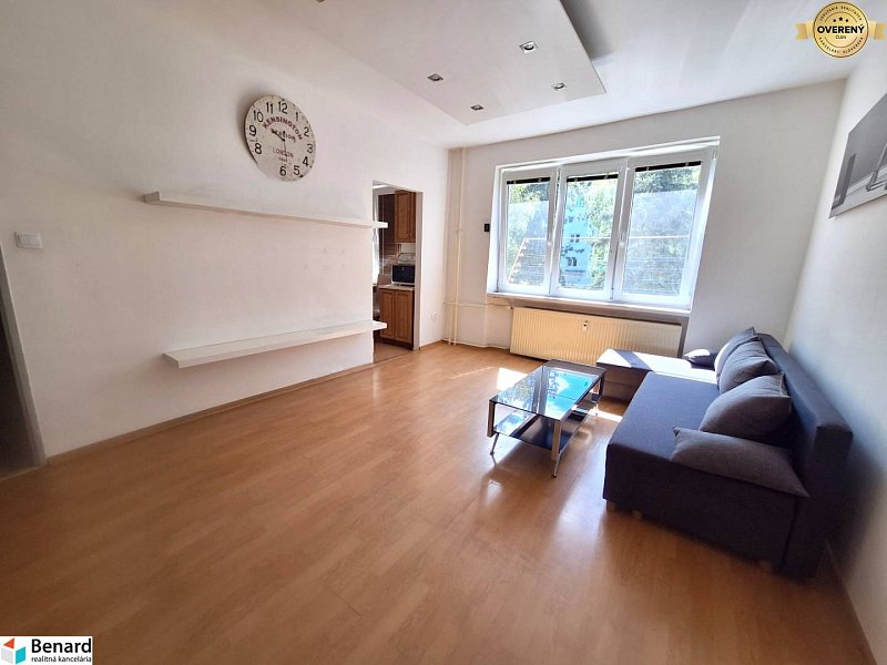 NA PRENÁJOM 1 IZBOVÝ TEHLOVÝ BYT, 34 M2, PREŠOV, KOŠICE - ŠACA