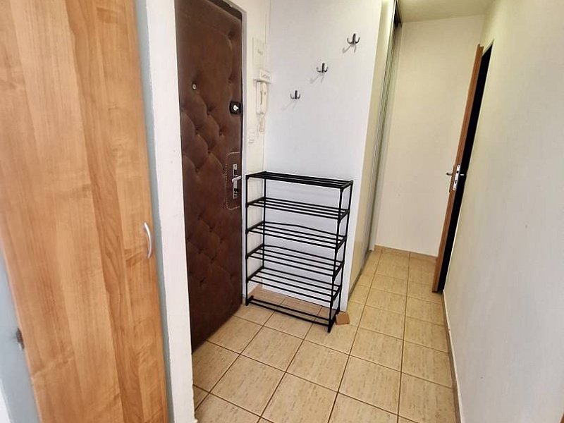 NA PRENÁJOM 1 IZBOVÝ TEHLOVÝ BYT, 34 M2, PREŠOV, KOŠICE - ŠACA