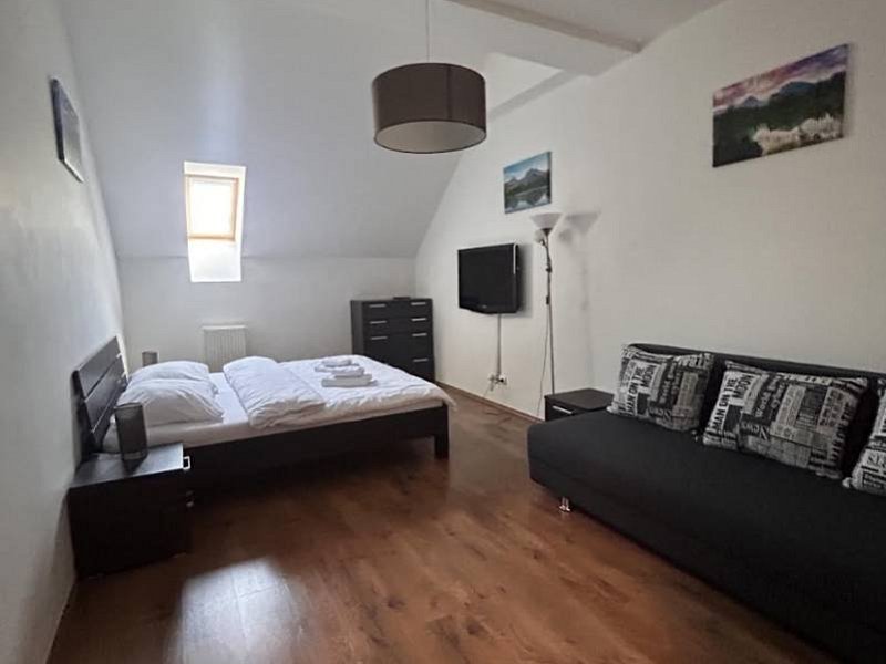 Štýlový 2-izbový apartmán s výhľadom na Tatry vo Veľkej Lomnici