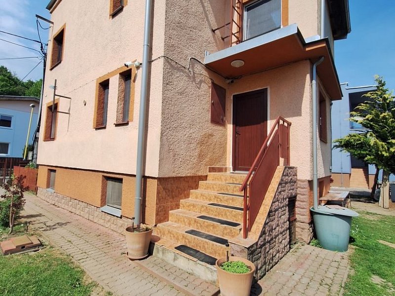 NA PRENÁJOM 3 IZBOVÝ RODINNÝ DOM, PREŠOV, ul. POD KAMENNOU BAŇOU