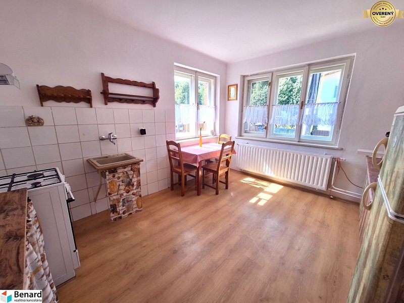 NA PRENÁJOM 3 IZBOVÝ RODINNÝ DOM, PREŠOV, ul. POD KAMENNOU BAŇOU