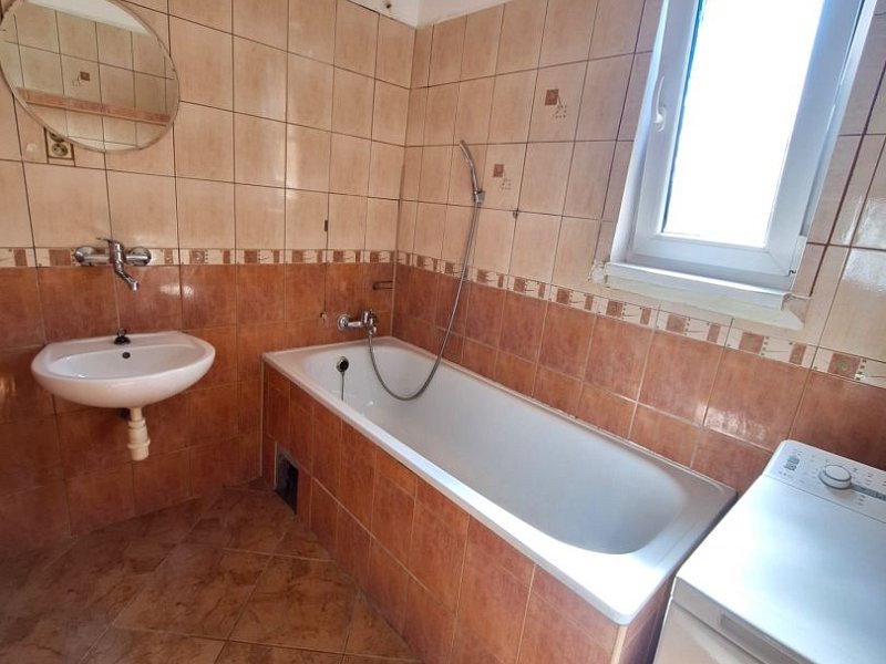 NA PRENÁJOM 3 IZBOVÝ RODINNÝ DOM, PREŠOV, ul. POD KAMENNOU BAŇOU