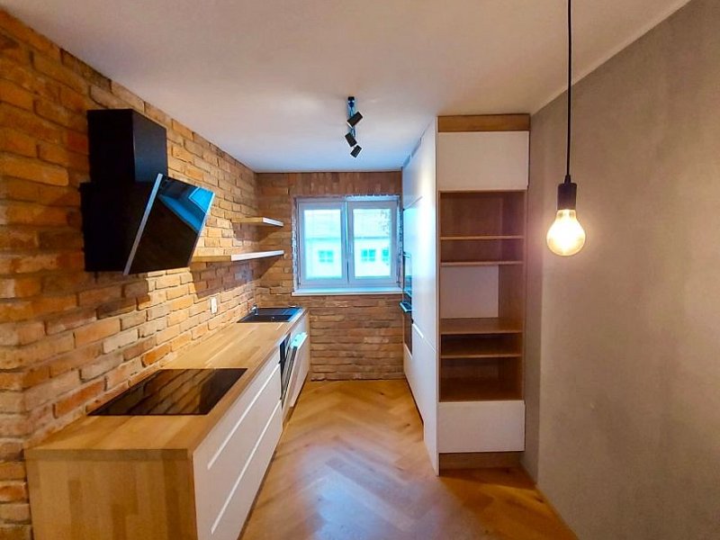 NA PRENÁJOM 2 IZBOVÝ BYT S BALKÓNOM, PREŠOV, UL. FR. KRÁĽA