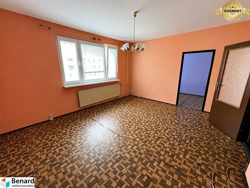 REZERVOVANÉ - 4-izbový byt, 74 m², pôvodný stav