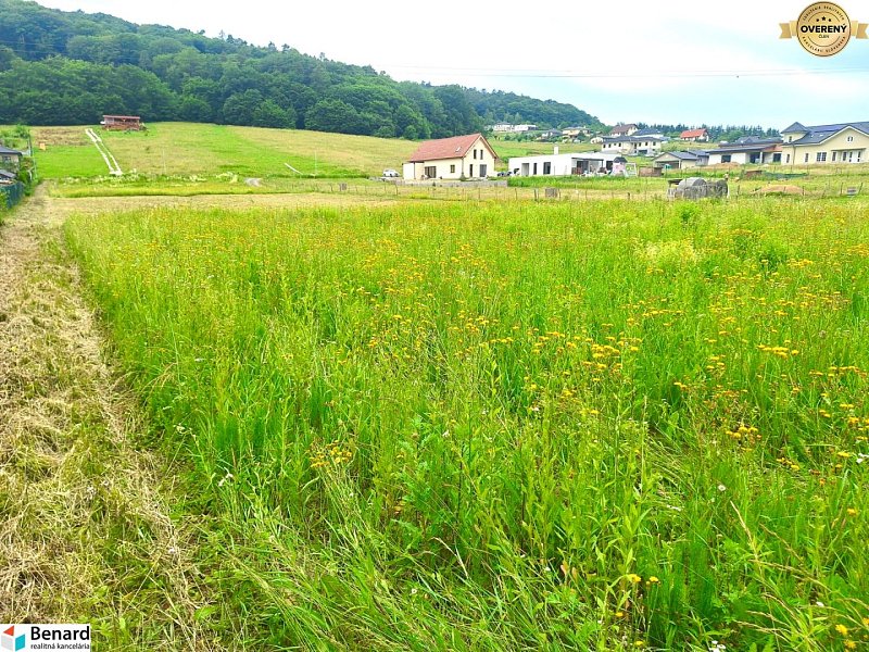 NA PREDAJ STAVEBNÝ POZEMOK, 1443m2, GREGOROVCE
