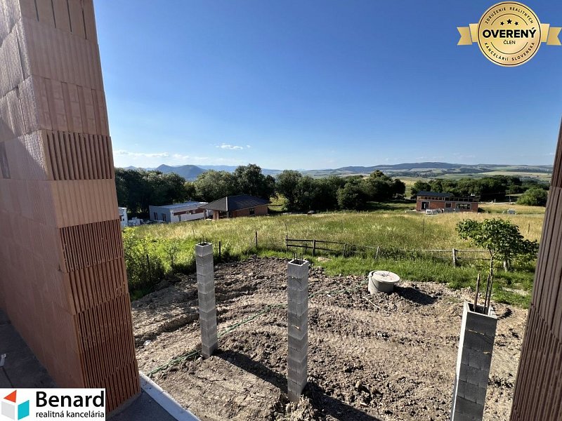 RODINNÝ DOM-NOVOSTAVBA, OKRUŽNÁ PRI PREŠOVE,POZEMOK  620 m2,HOLODOM