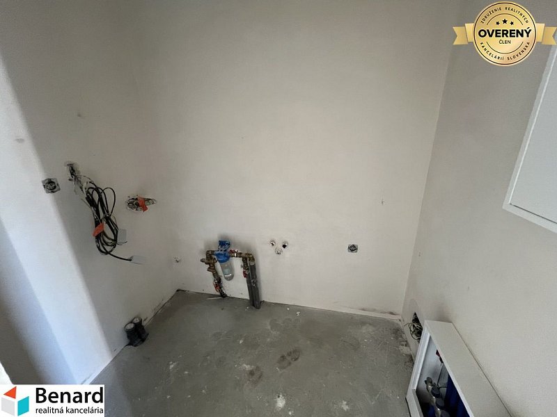 RODINNÝ DOM-NOVOSTAVBA, OKRUŽNÁ PRI PREŠOVE,POZEMOK  620 m2,HOLODOM