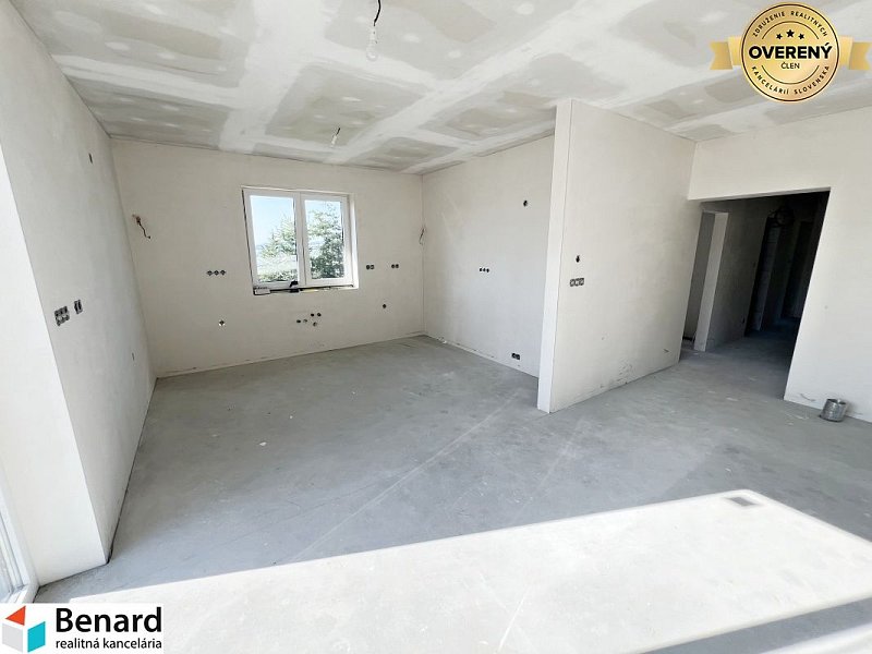 RODINNÝ DOM-NOVOSTAVBA, OKRUŽNÁ PRI PREŠOVE,POZEMOK  620 m2,HOLODOM