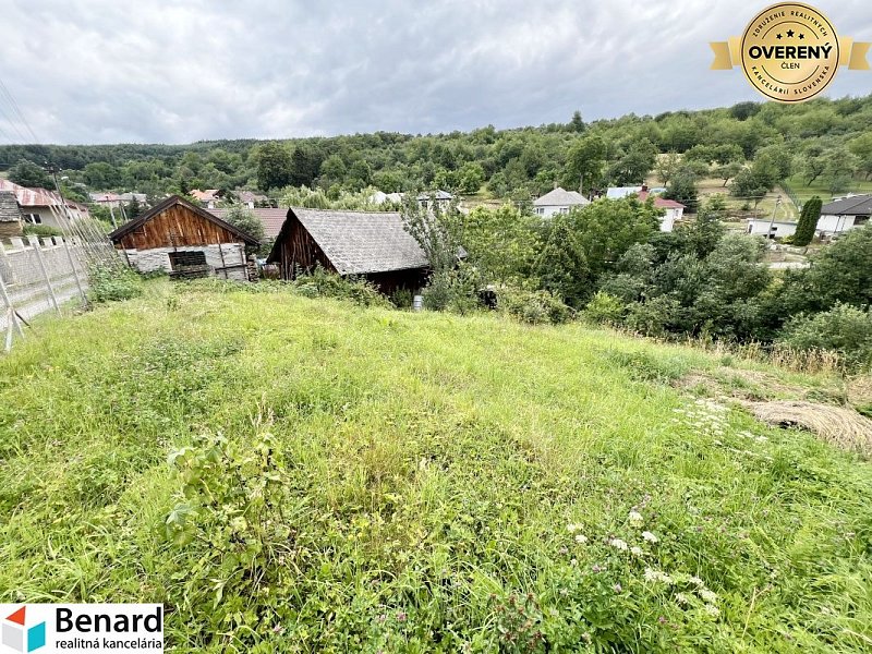 POZEMOK NA PREDAJ- ŠTEFANOVCE, 20 KM OD PREŠOVA, CCA 800 M2,
