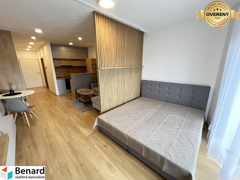 PREŠOV-NOVOSTAVBA,1 IZB. BYT, ZARIADENÝ, VL.PARK. MIESTO