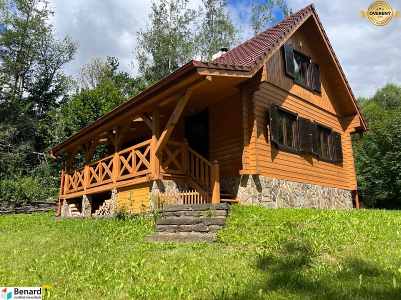 Výnimočná kompletne zariadená chata v Orlove na pozemku 995 m²