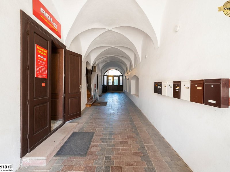 VEĽKÝ 1-IZBOVÝ BYT, 60 m2, PREŠOV – CENTRUM, Slovenská ul.