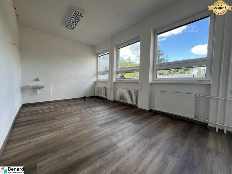 Prenájom kancelárskych priestorov – STARÁ ĽUBOVŇA – od 107,50 €/mes.