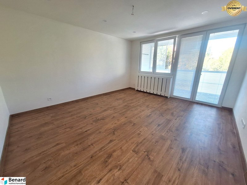 NOVOREKONŠTRUOVANÝ 3 IZBOVÝ BYT, LODŽIA, PREŠOV, ul. PROSTEJOVSKÁ