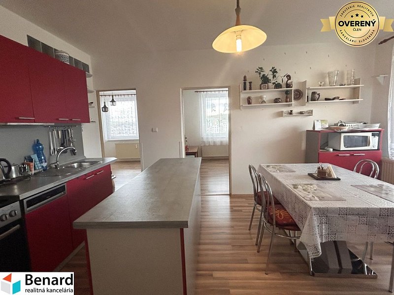 NA PREDAJ 3-IZBOVÝ BYT S BALKÓNOM, 72m2,SÍDLISKO 3, PREŠOV
