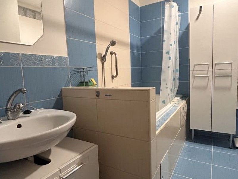NA PREDAJ 3-IZBOVÝ BYT S BALKÓNOM, 72m2,SÍDLISKO 3, PREŠOV