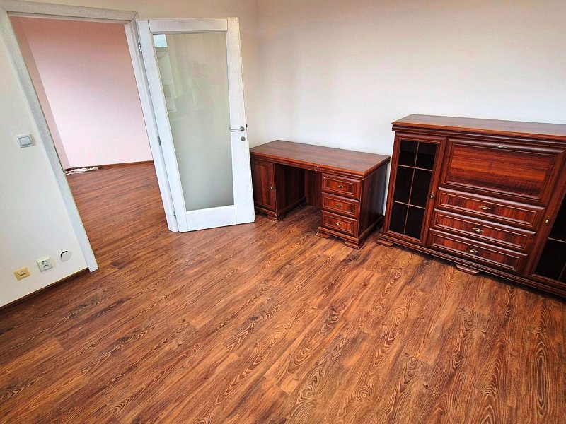 NA PREDAJ NEBYTOVÝ PRIESTOR, 78m2, CENTRUM;