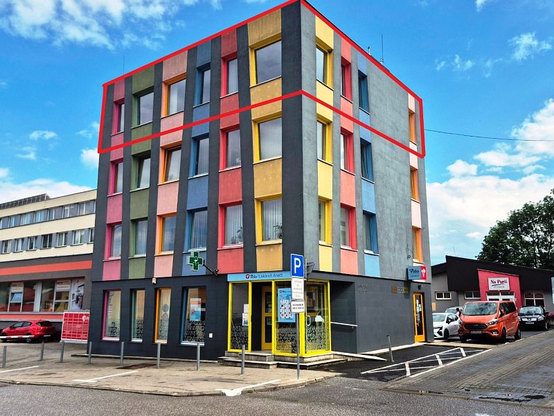 NA PREDAJ NEBYTOVÝ PRIESTOR, 78m2, CENTRUM;