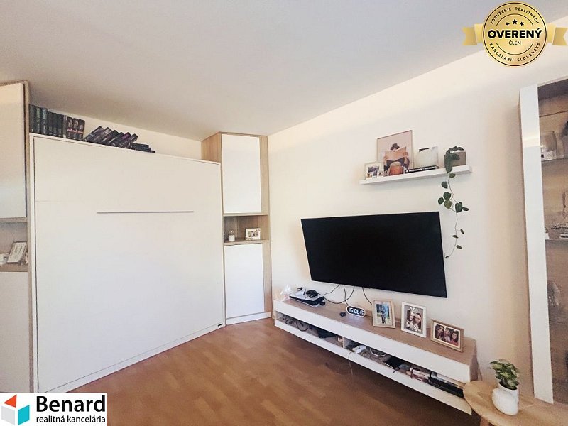 PRÍJEMNÝ 2-IZBOVÝ BYT NA PREDAJ, 58 m2, M.NEŠPORA, PREŠOV