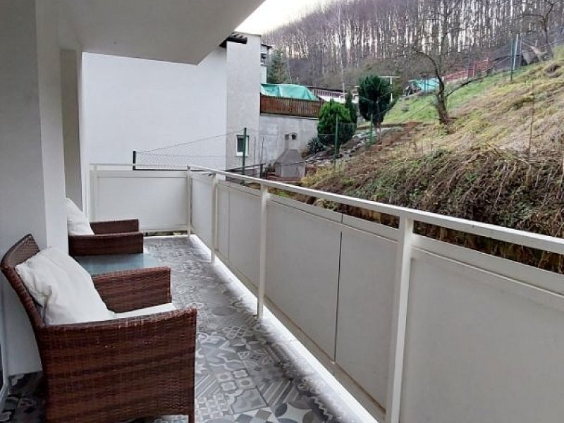 MODERNÝ, ZARIADENÝ 3 IZB. BYT na PRENÁJOM, ZA KALVÁRIOU, 2x PARKOVANIE