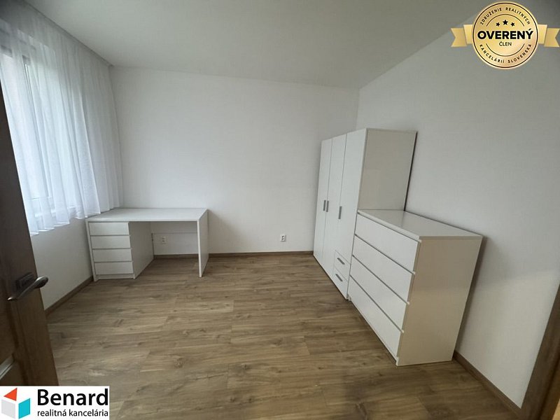 NA PRENÁJOM 3 izbový byt na sídlisku západ
